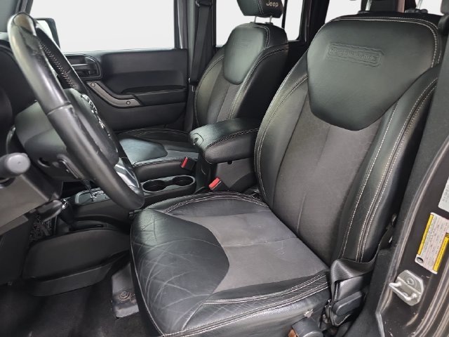 Used 2016 Gray Jeep Unlimited Sport image 13