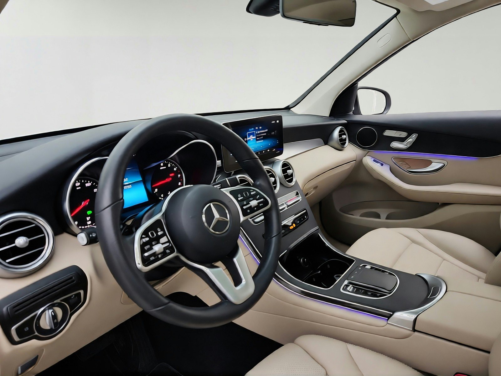 Certified Used 2021 Cirrus Silver Metallic Mercedes-Benz GLC 300 image 16