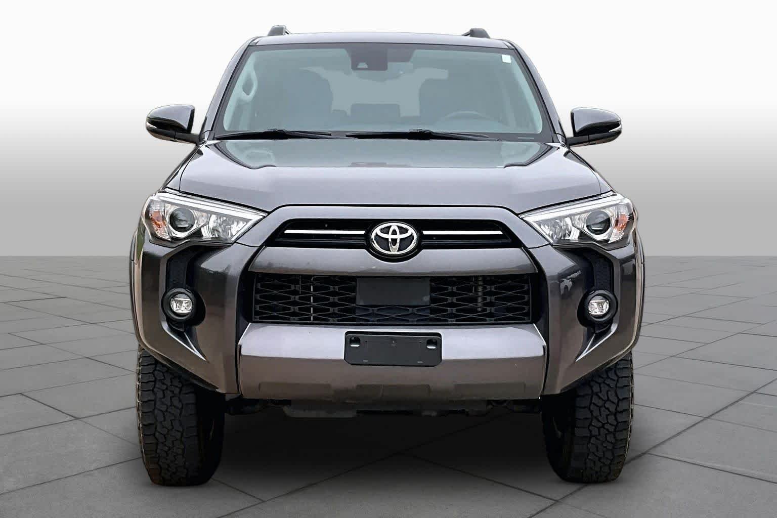 Used 2021 Magnetic Gray Metallic Toyota SR5 Premium image 4