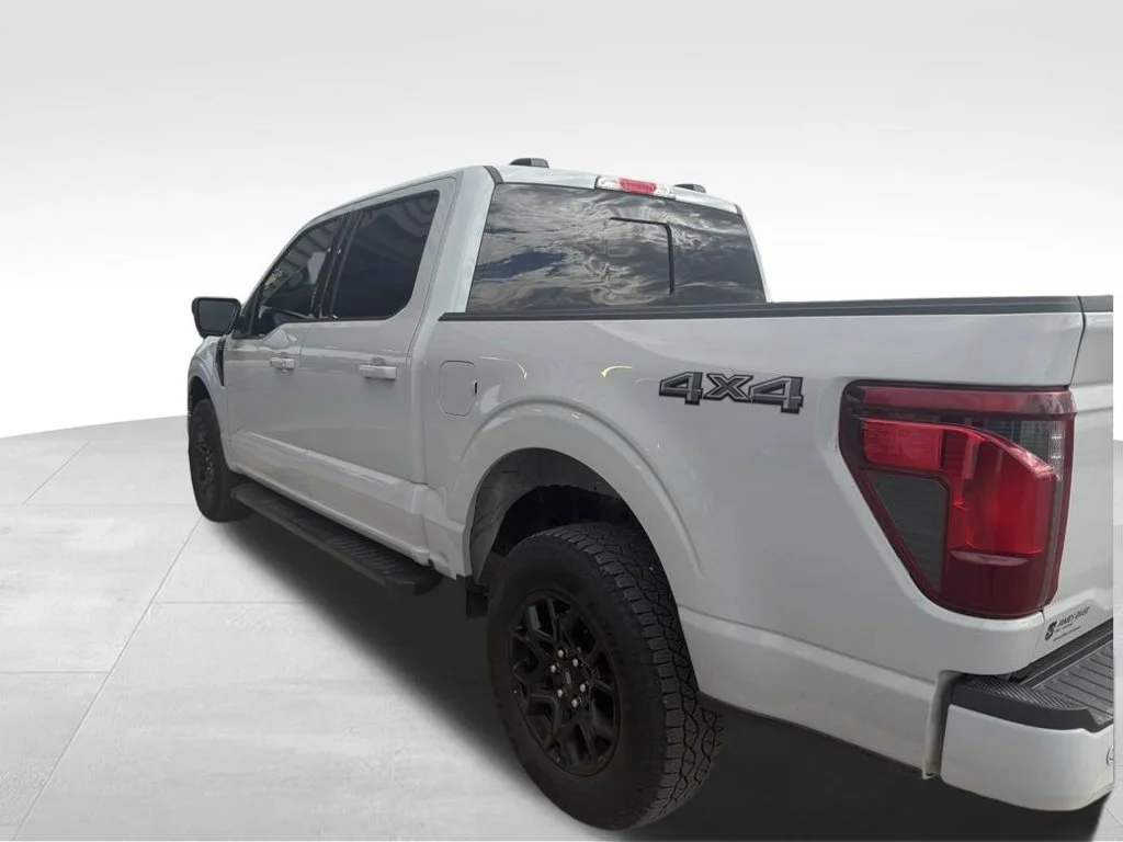 Used 2024 White Ford XLT image 28