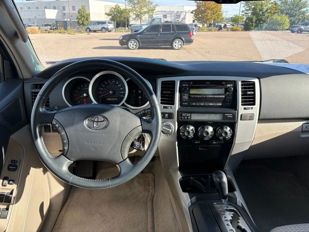 Used 2007 Gold Toyota SR5 image 15