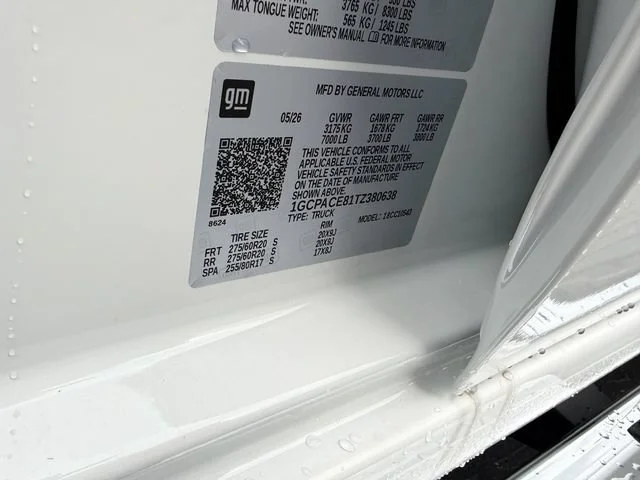 New 2026 Summit White Chevrolet LT image 10