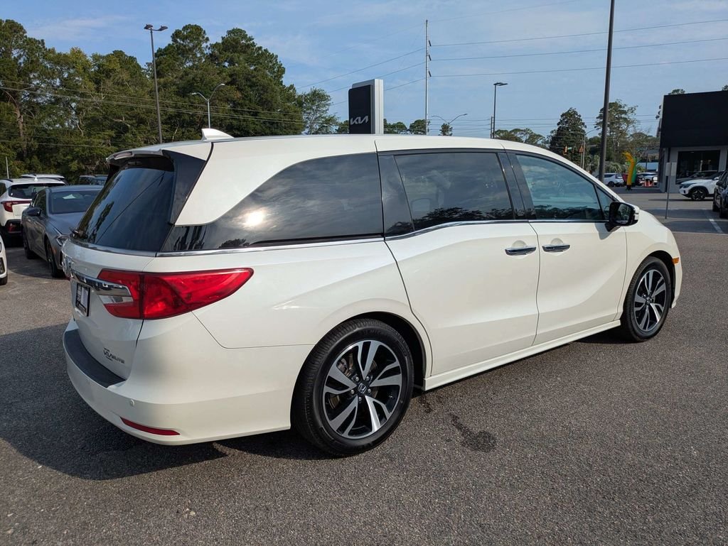 Used 2019 White Honda Elite image 4