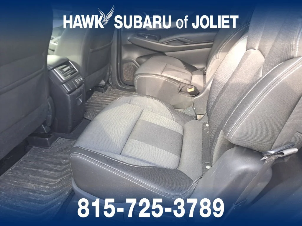 Used 2022 Ice Silver Metallic Subaru Premium image 11