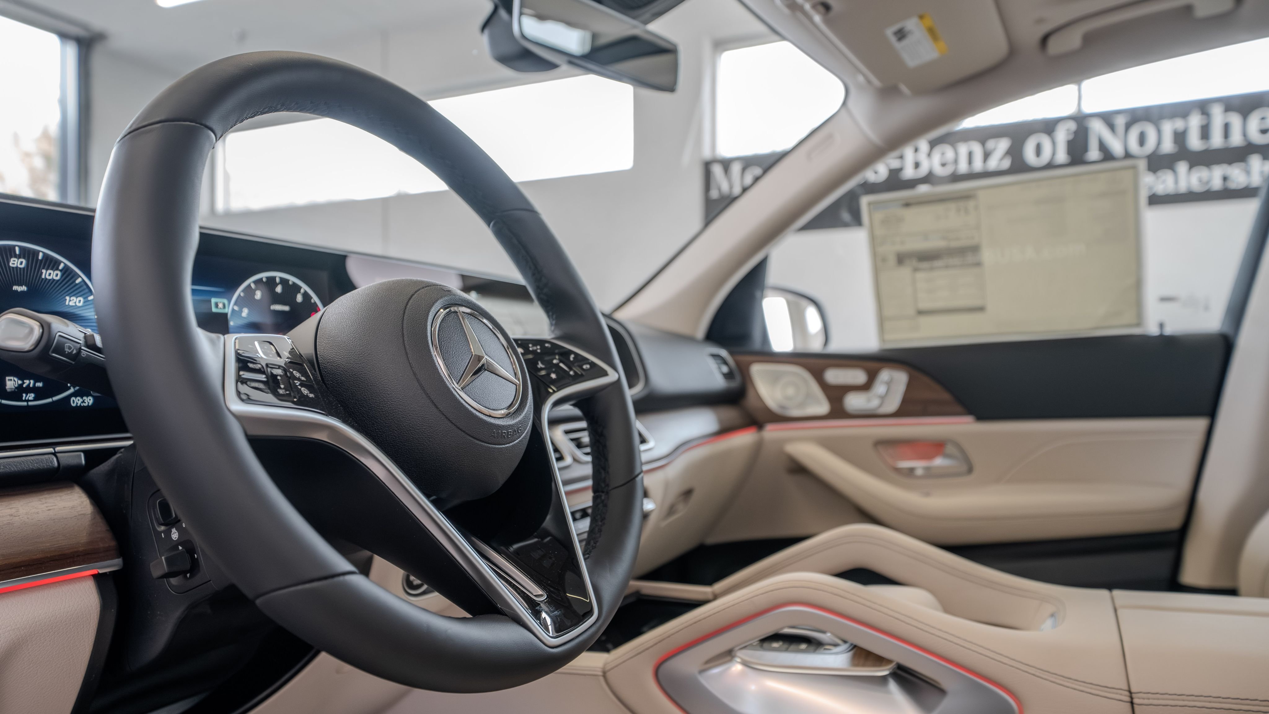 New 2026 Polar White Mercedes-Benz GLE 450 image 7
