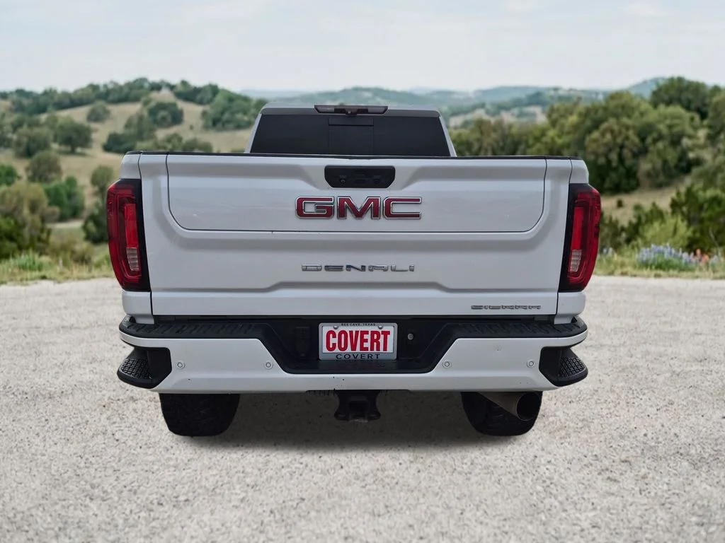 Used 2020 White GMC Denali image 9
