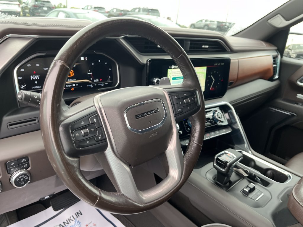 Used 2022 White GMC Denali image 15