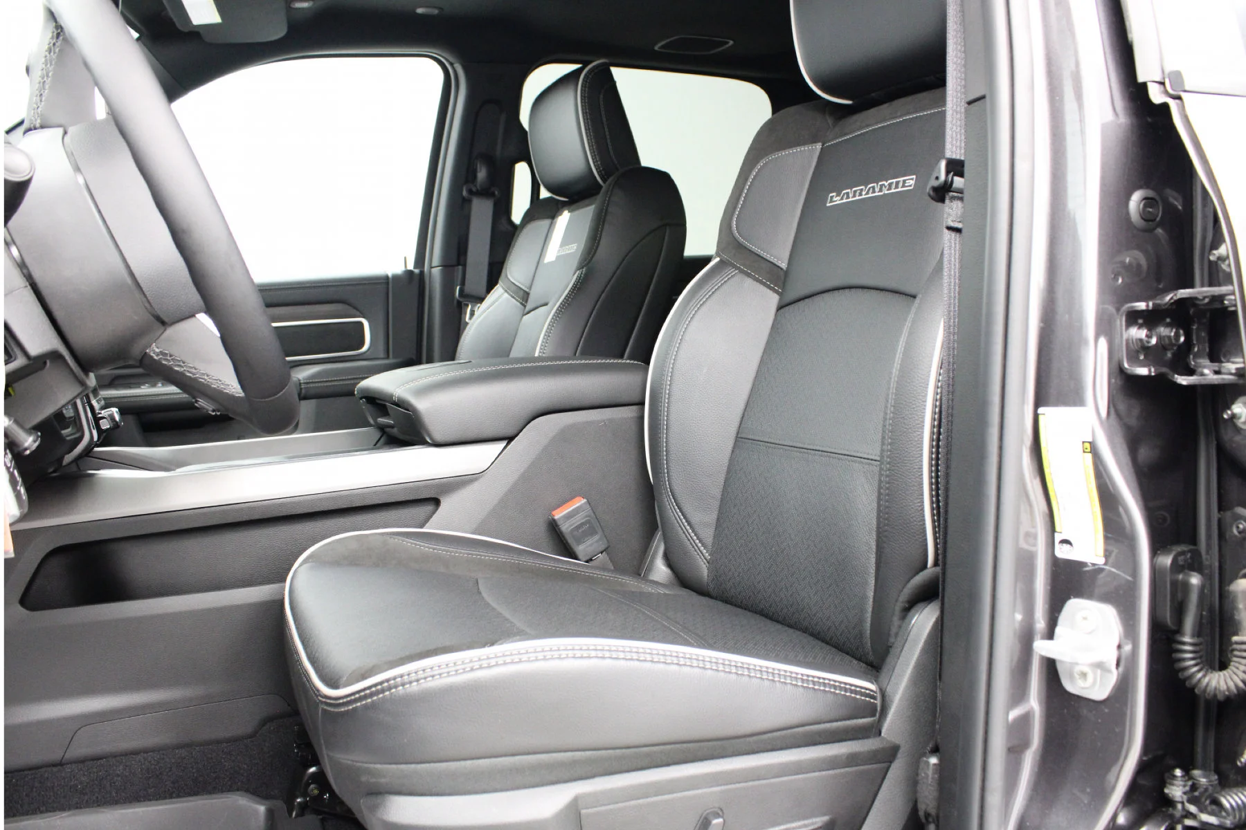 2025 RAM 2500 Laramie - Photo 20