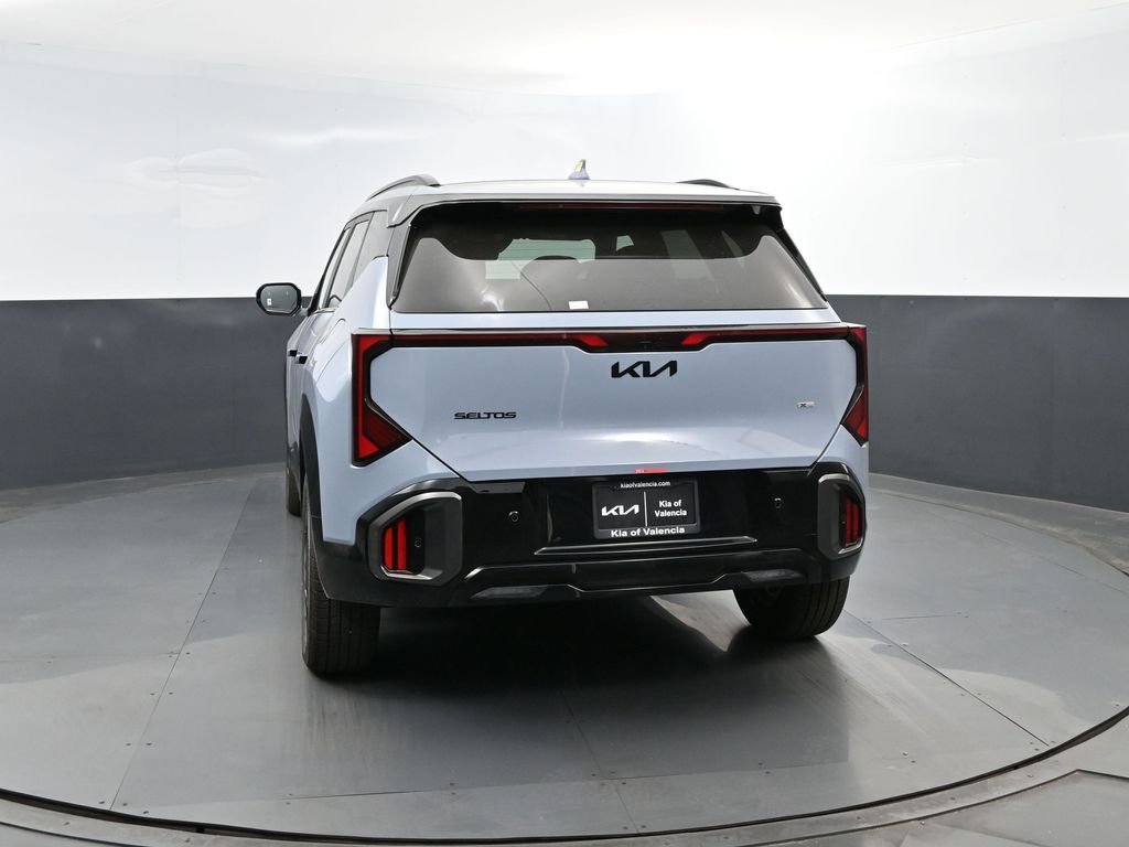 New 2027 Pale Gray Kia X-Line S image 22