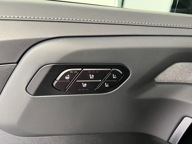 New 2027 Black Kia X-Line SX image 16