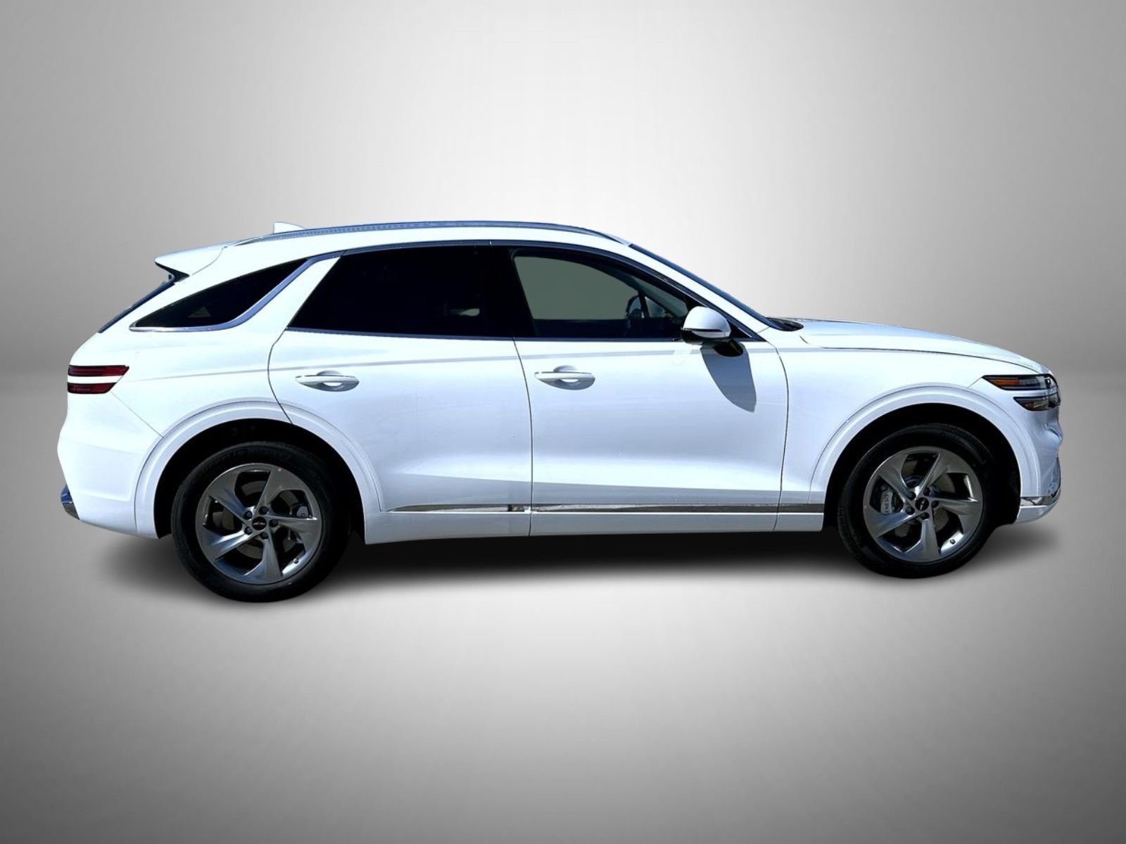 New 2026 White Genesis 2.5T image 4