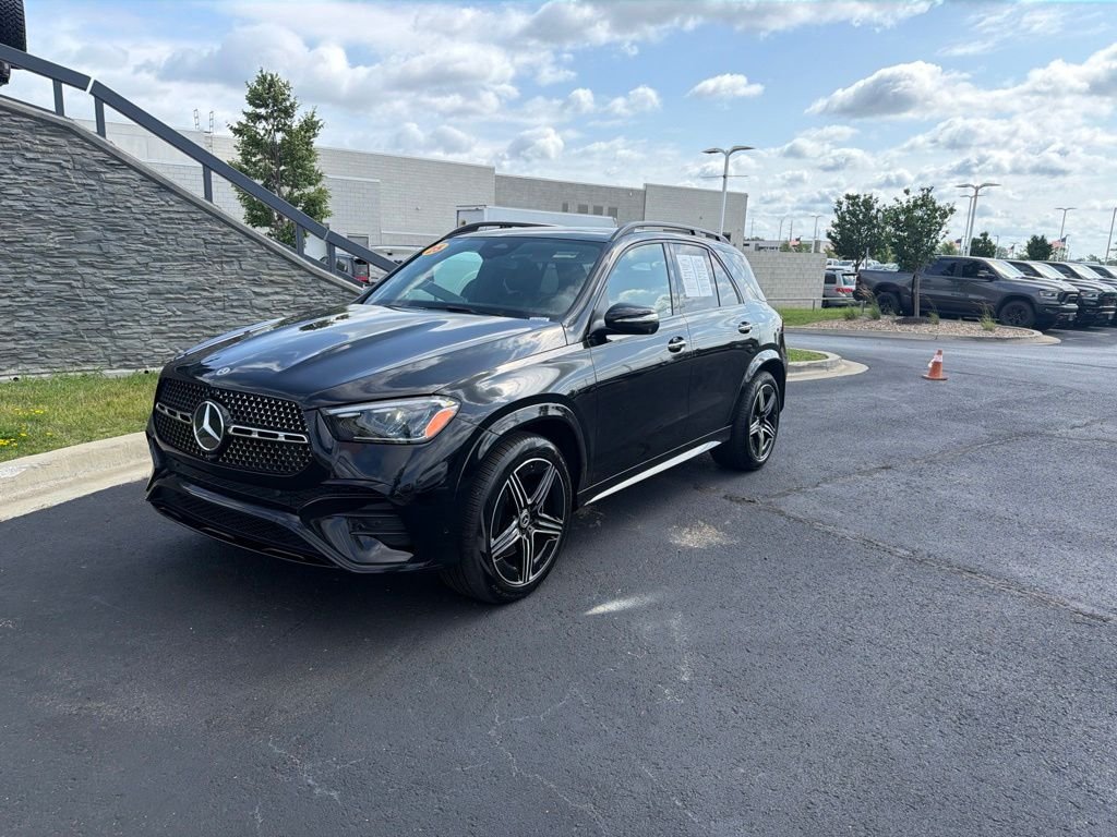 Used 2025 Black Mercedes-Benz GLE 450 image 3