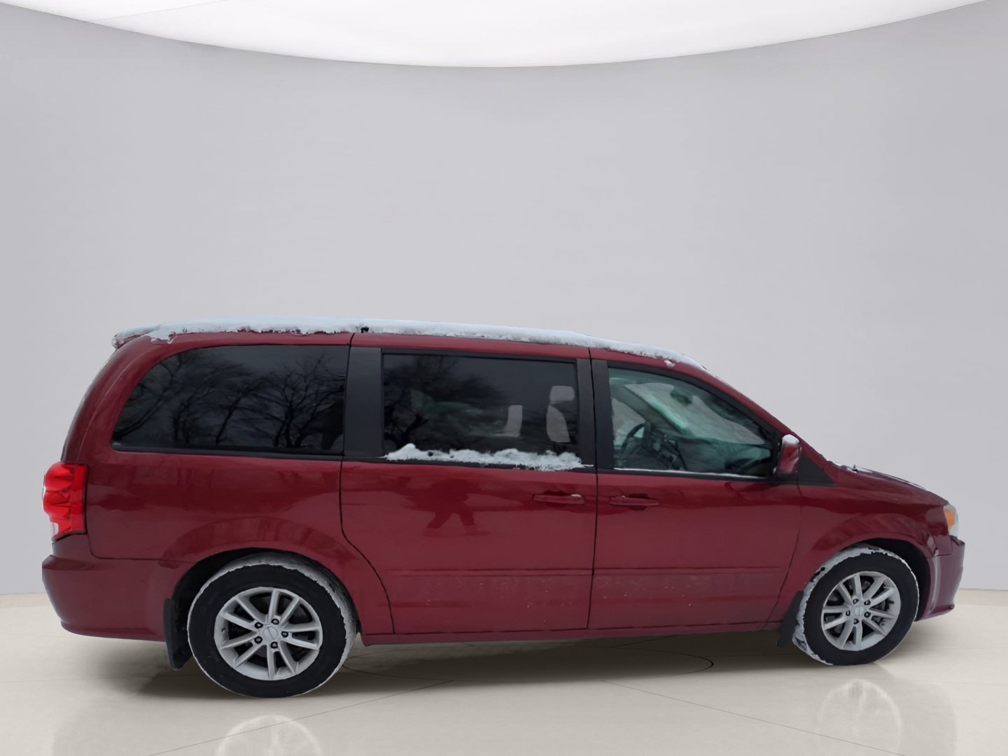 Used 2014 Red Dodge SXT image 9