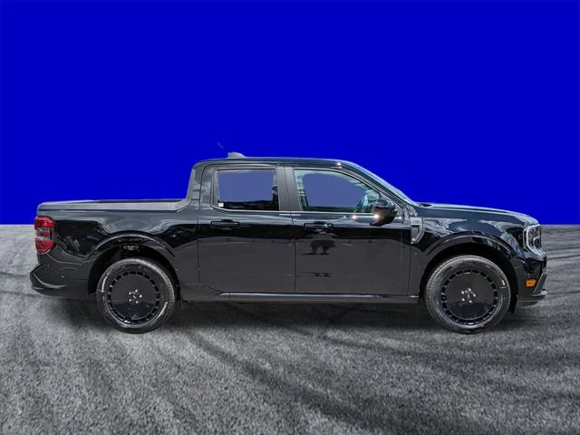 New 2026 Black Ford Lobo High image 3