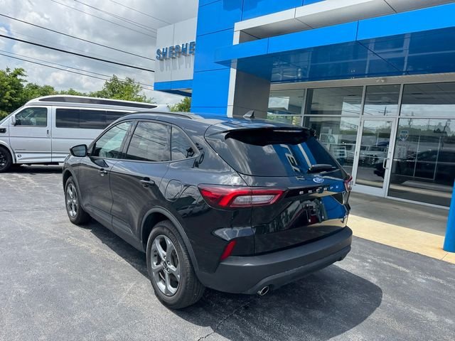 Used 2025 Black Ford ST-Line Select image 3