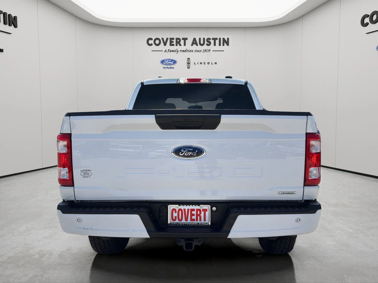 Used 2022 White Ford XL image 5