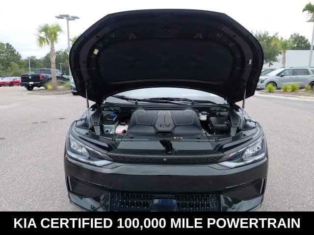 Used 2024 Black Kia GT image 9
