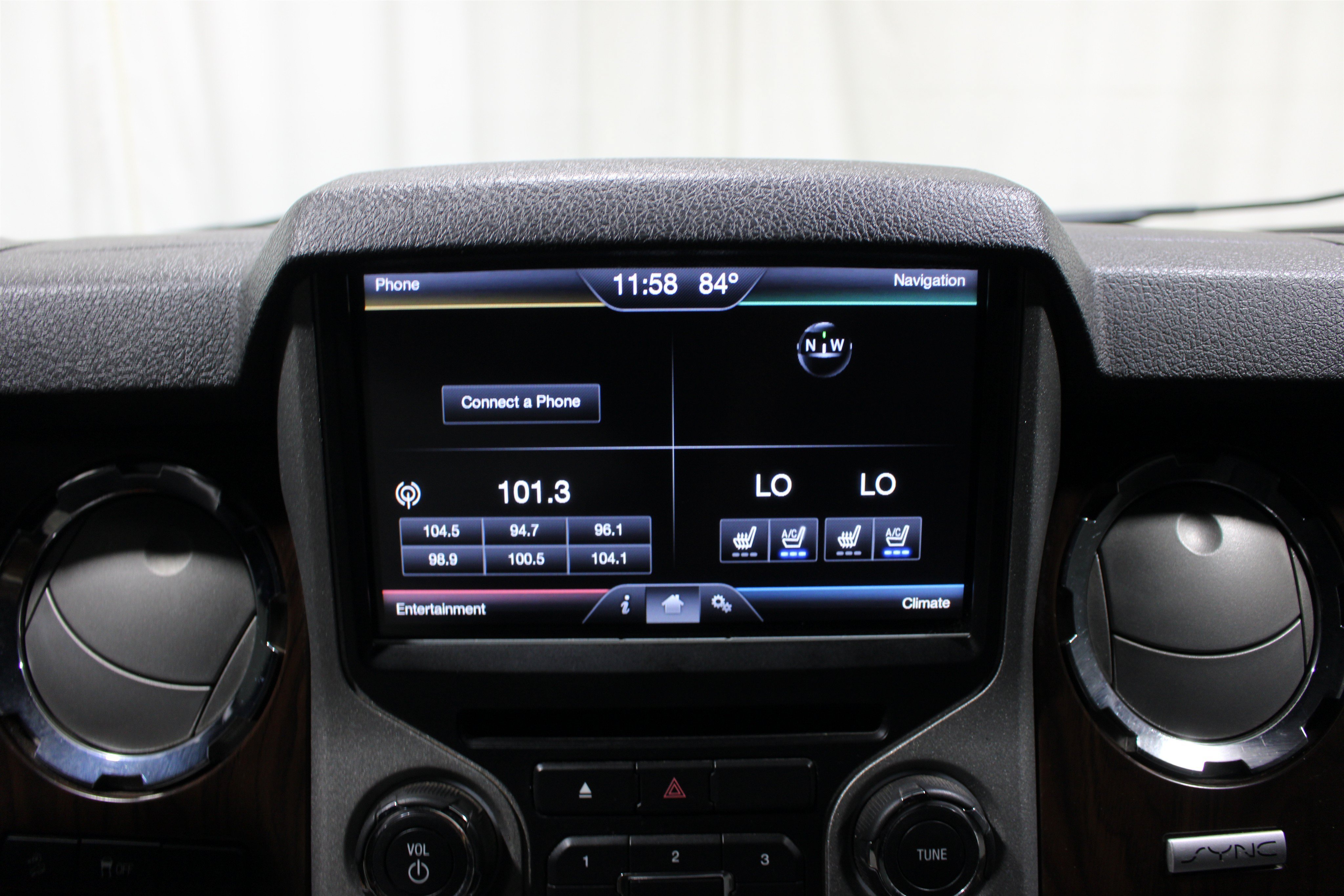 Used 2016 Shadow Black Ford Lariat image 12