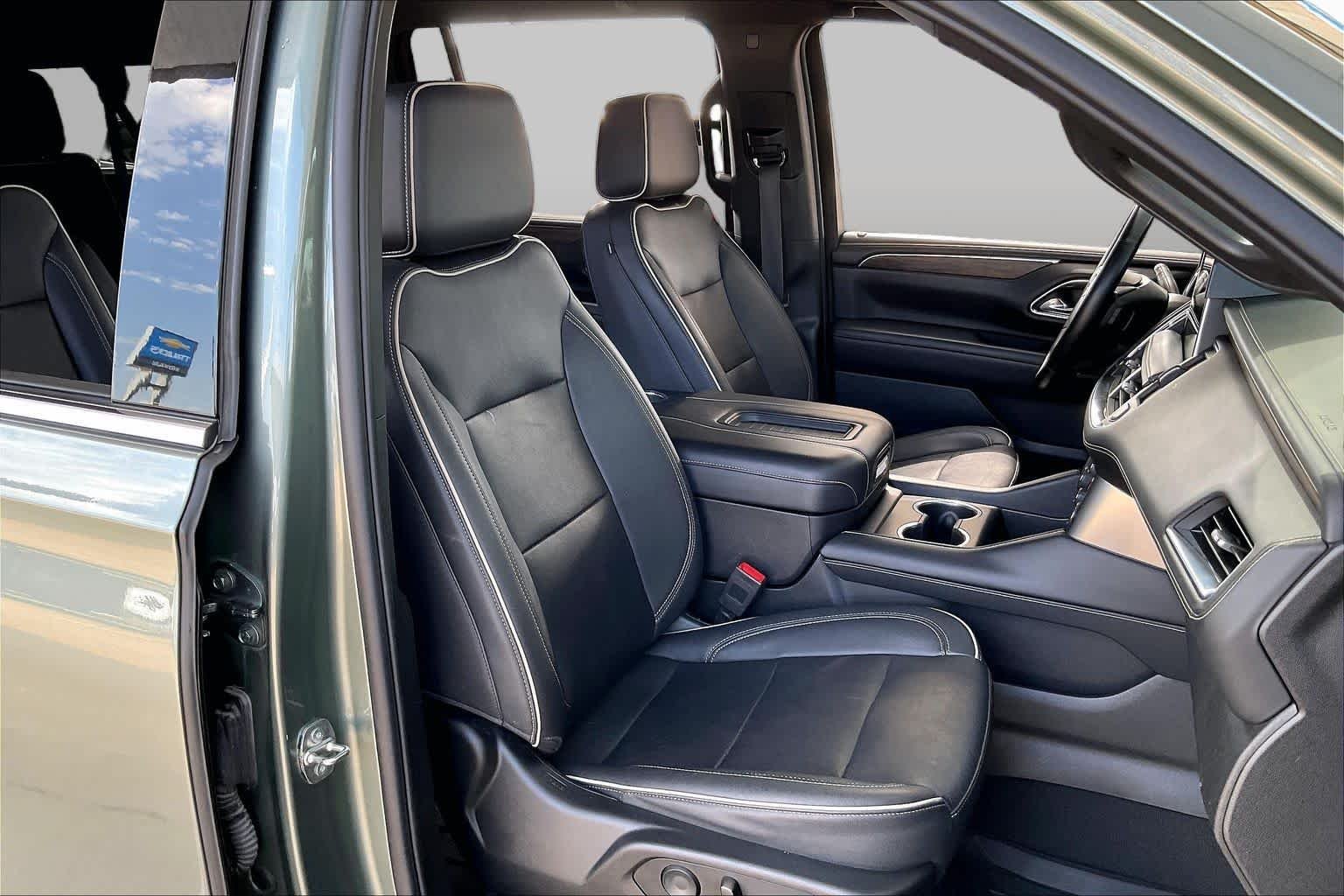 Used 2023 Silver Sage Metallic Chevrolet Premier image 9