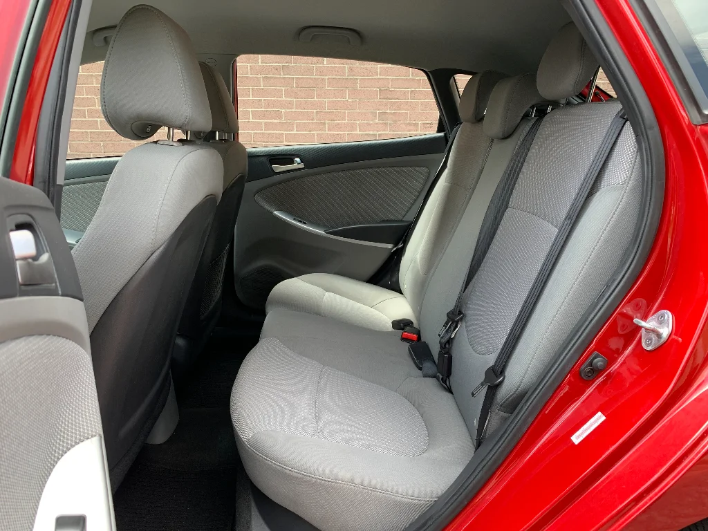 Used 2013 Boston Red Metallic Hyundai GS image 15