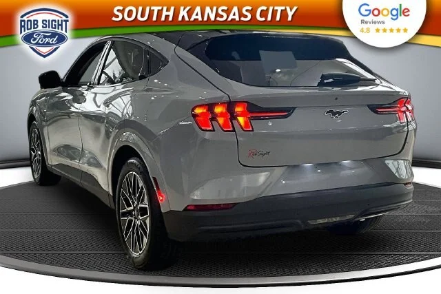 New 2026 Glacier Gray Metallic Tri-coat Ford Premium image 3