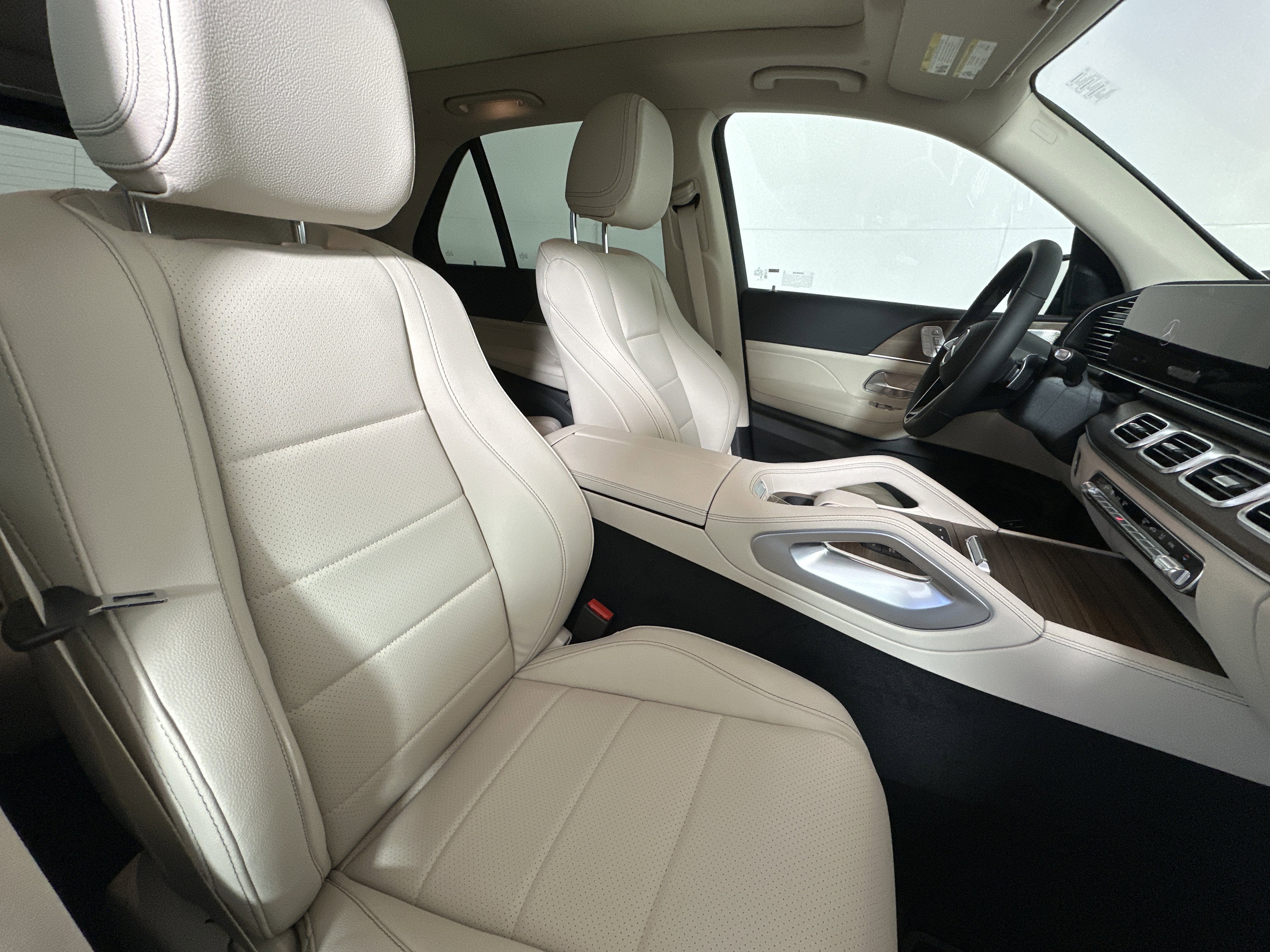 New 2026 MANUFAKTUR Alpine Grey Mercedes-Benz GLE 450 image 25