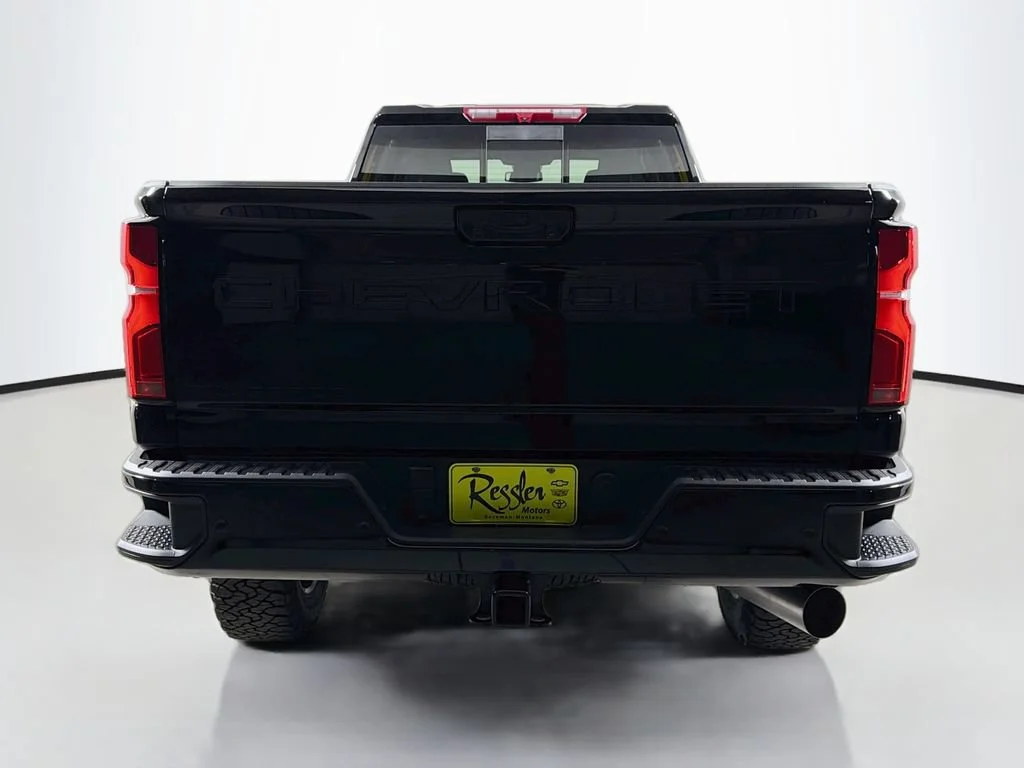 2026 Chevrolet Silverado 3500HD LT - Photo 6