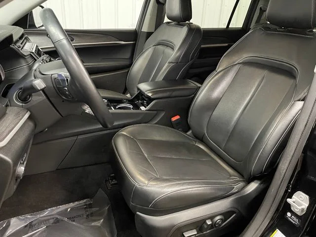 Used 2021 Black Jeep Limited image 17