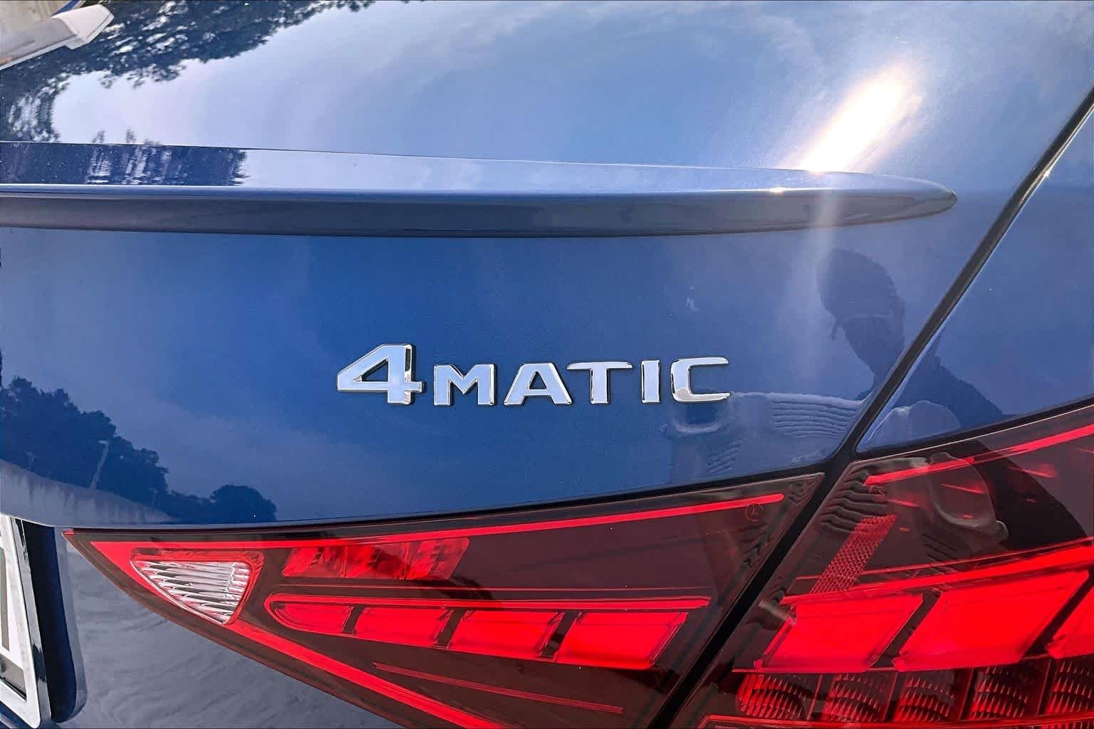 Used 2023 Starling Blue Metallic Mercedes-Benz C 300 image 10