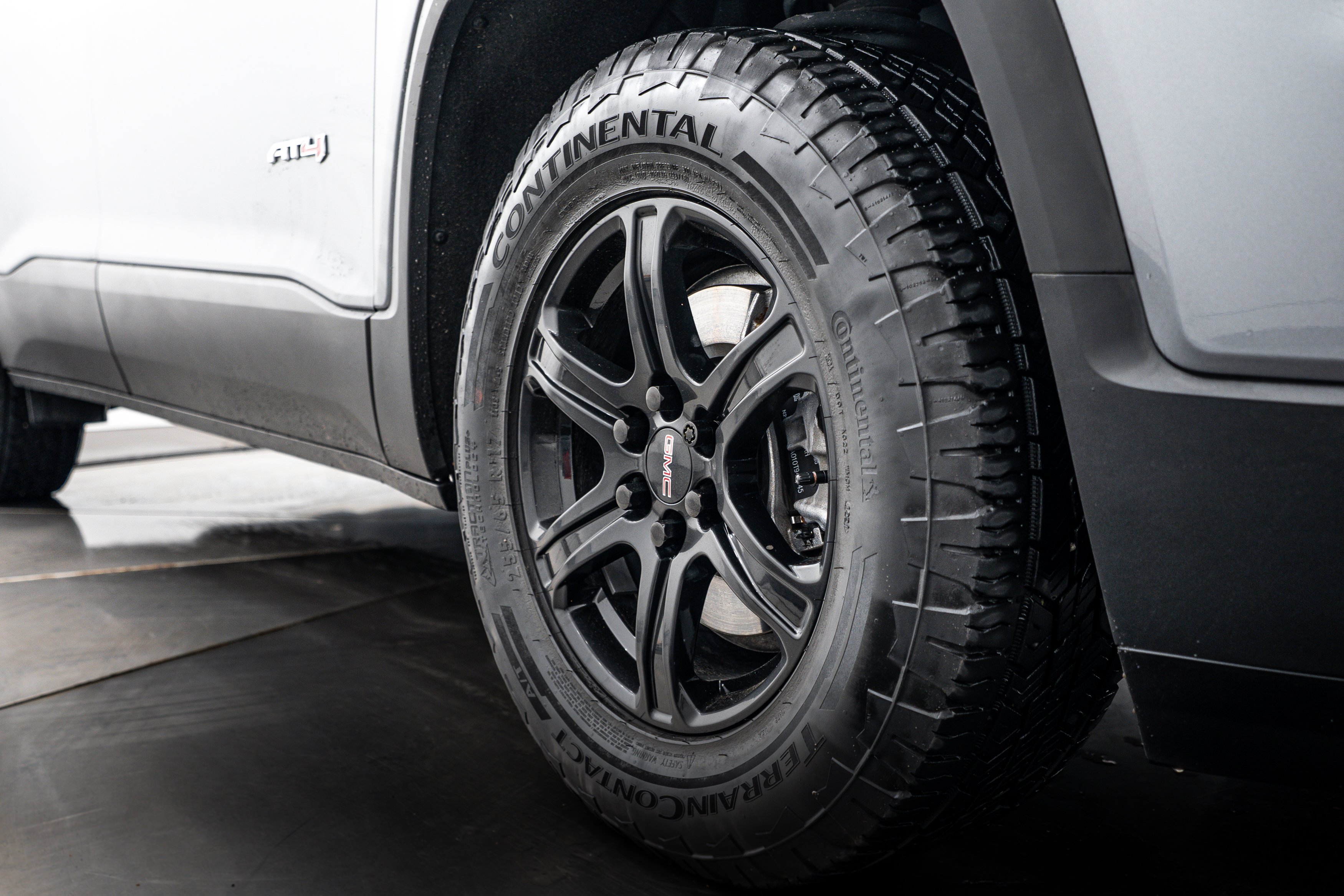 Used 2021 Satin Steel Metallic GMC AT4 image 24