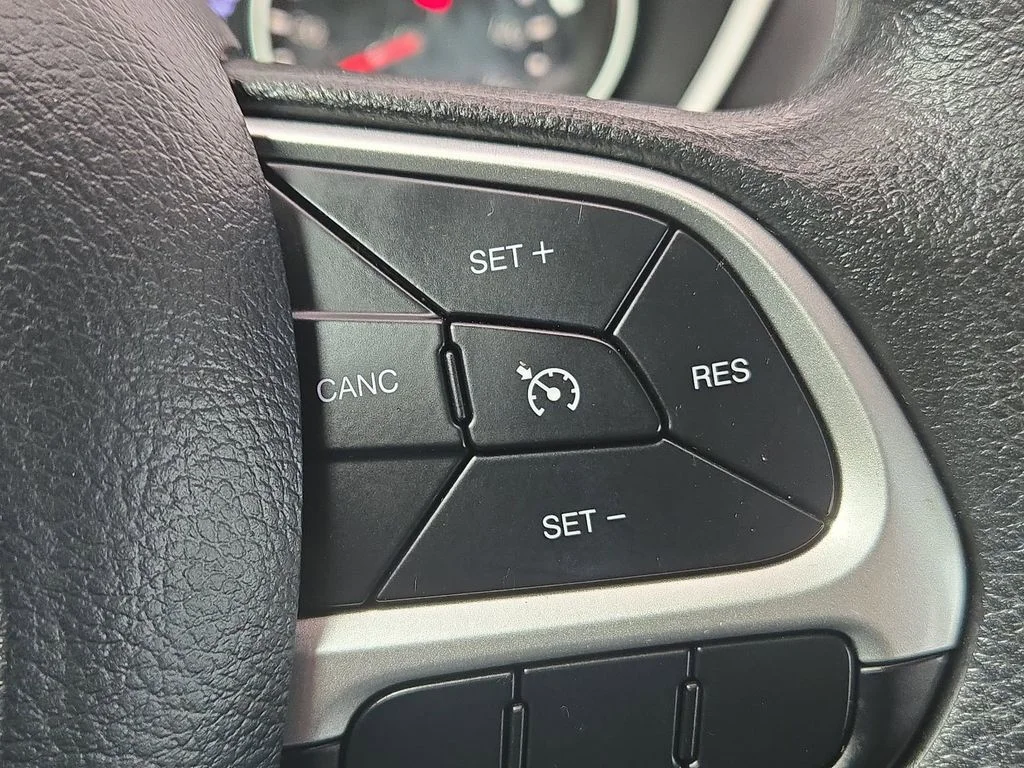 Used 2019 White Clearcoat Jeep Sport image 46