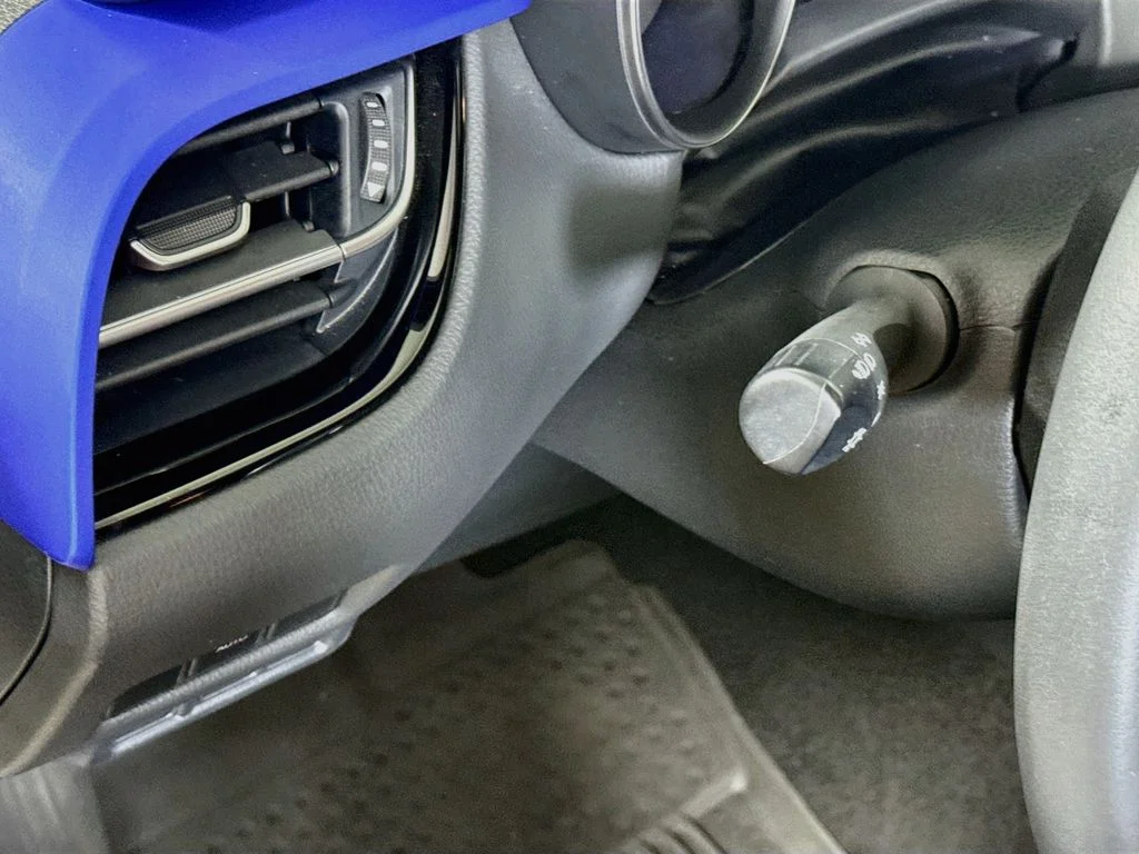 Used 2022 Wind Chill Pearl Toyota XLE image 11