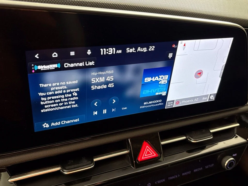 Used 2023 Red Kia Wind image 30