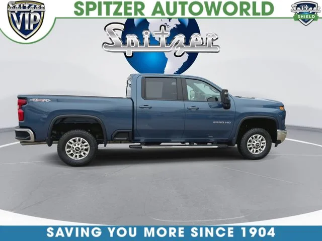 Used 2025 Blue Chevrolet LT image 10
