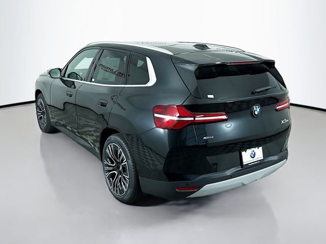 Certified Used 2026 Black Sapphire Metallic BMW 30 xDrive image 5