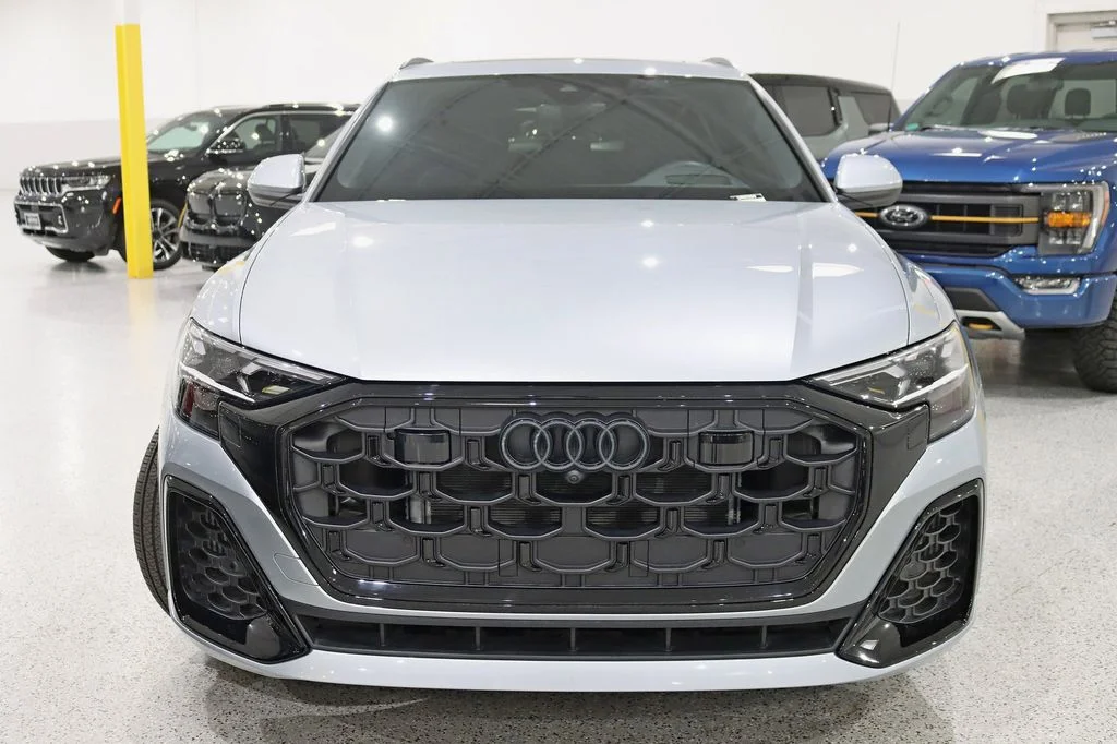 Used 2025 Silver Audi 55 Prestige image 8