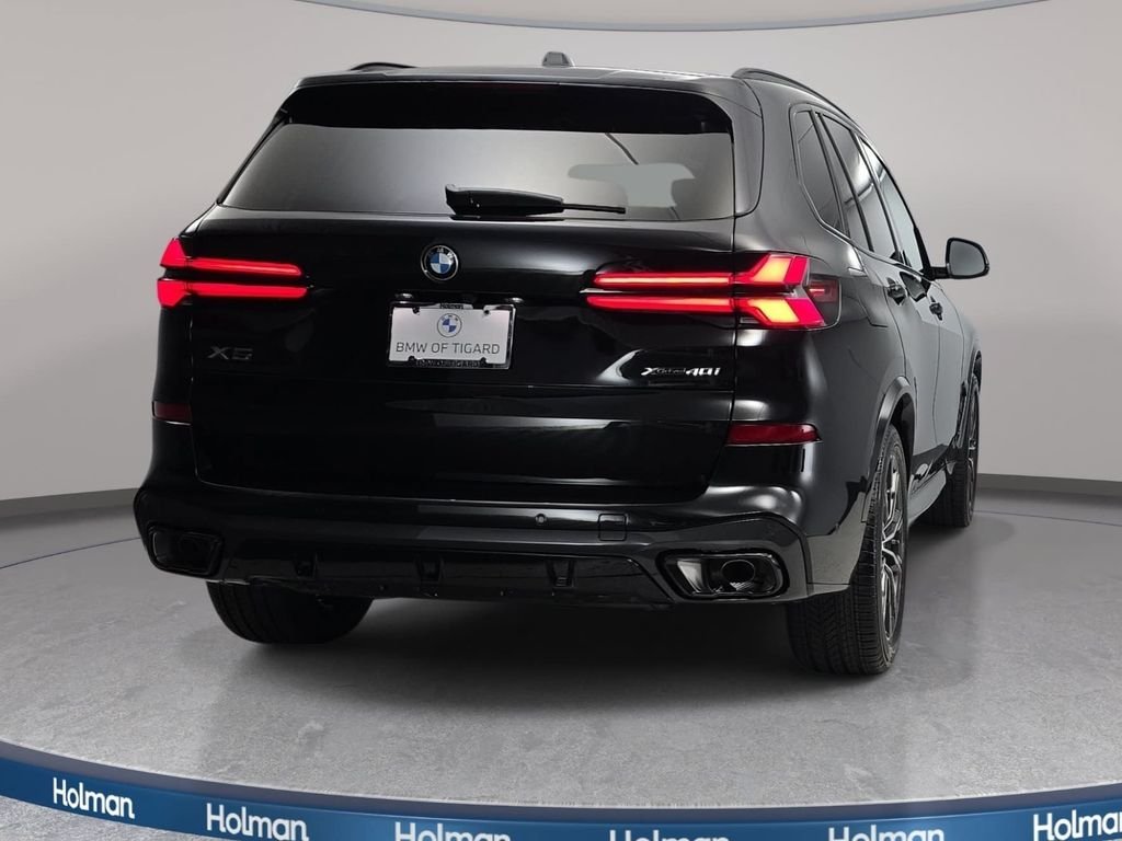 New 2026 Black Sapphire Metallic BMW xDrive40i image 6