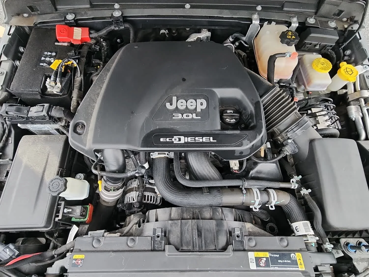 Certified Used 2022 Sting-Gray Clearcoat Jeep Unlimited Sport S image 18