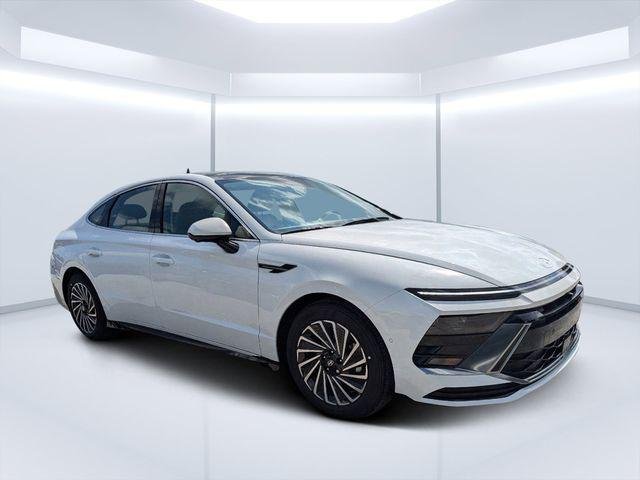 2024 Hyundai SONATA HYBRID Limited