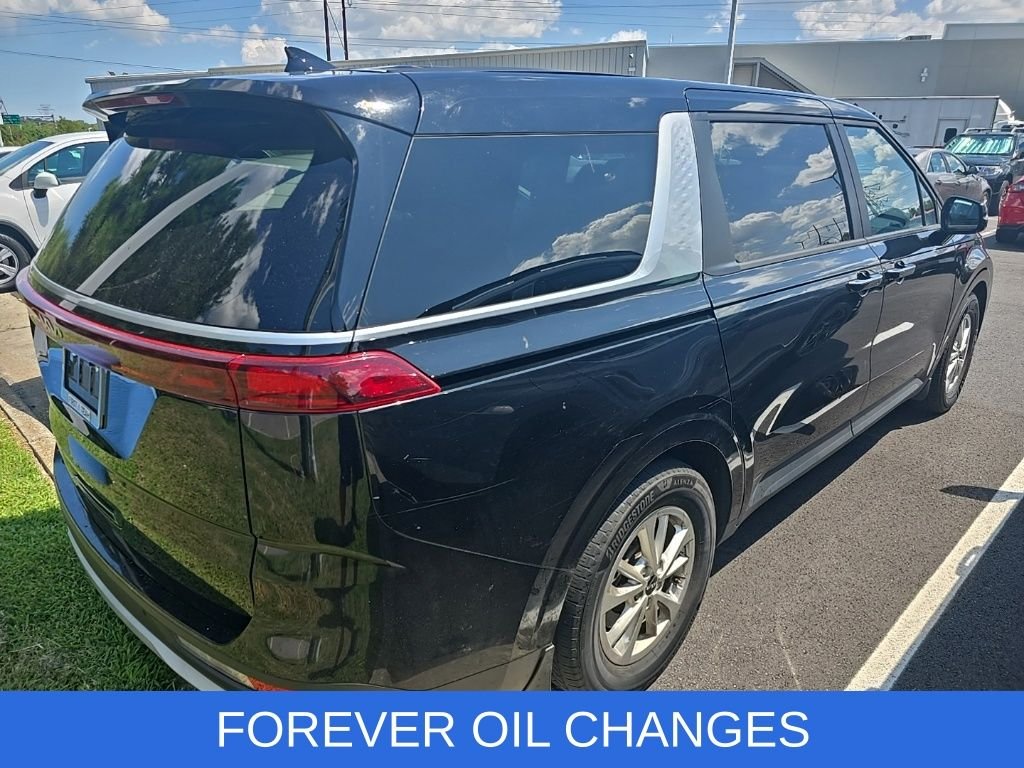 Used 2023 Black Kia LX Seat Package image 4