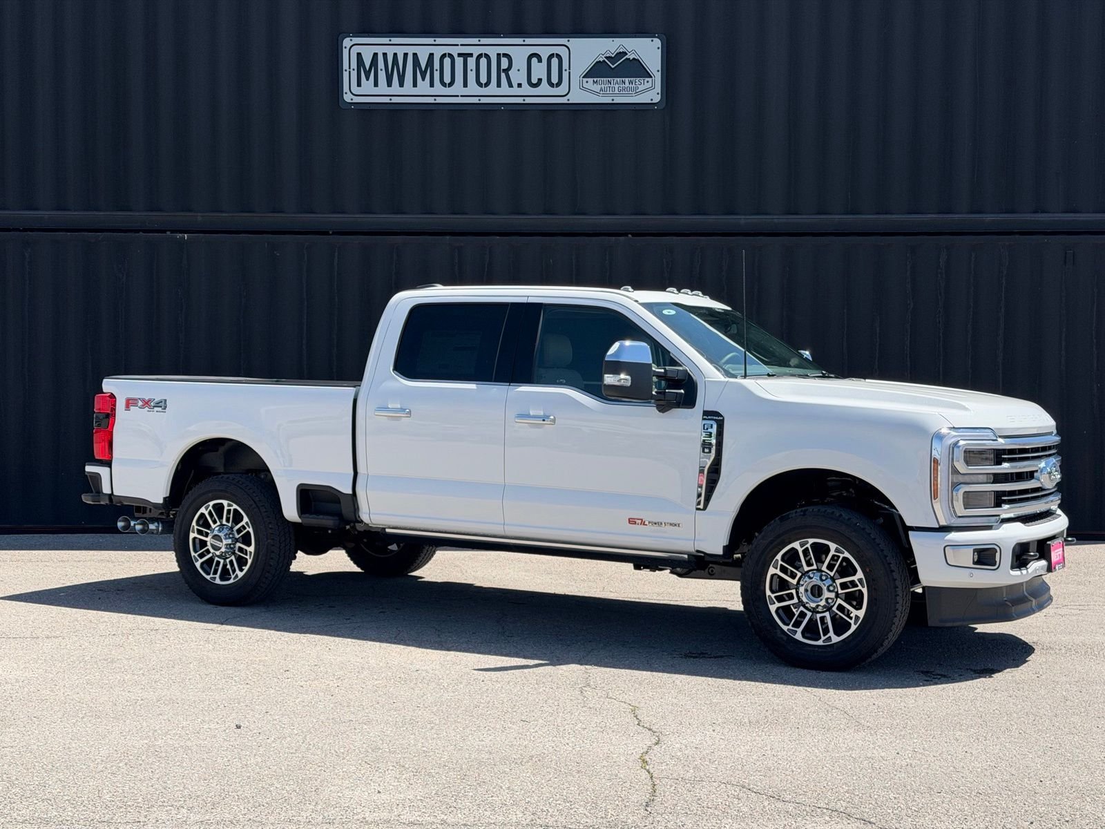 2026 Ford F-350 Platinum 4x4 Crew Cab 6-3/4' Box SRW's photo