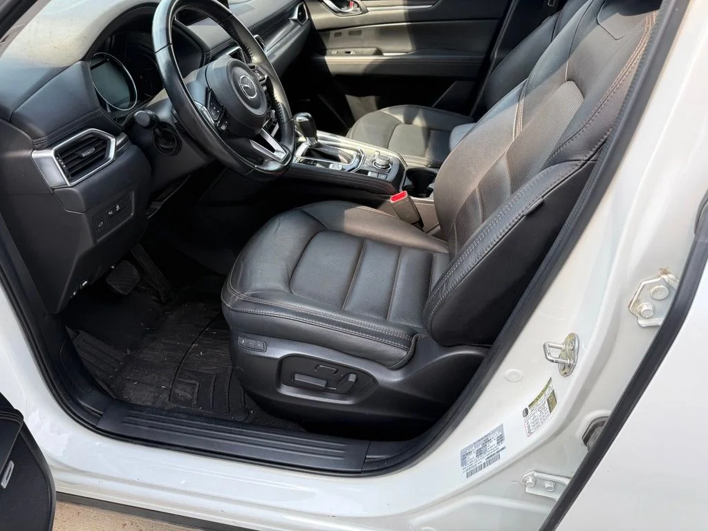 Used 2021 White Mazda Grand Touring image 5