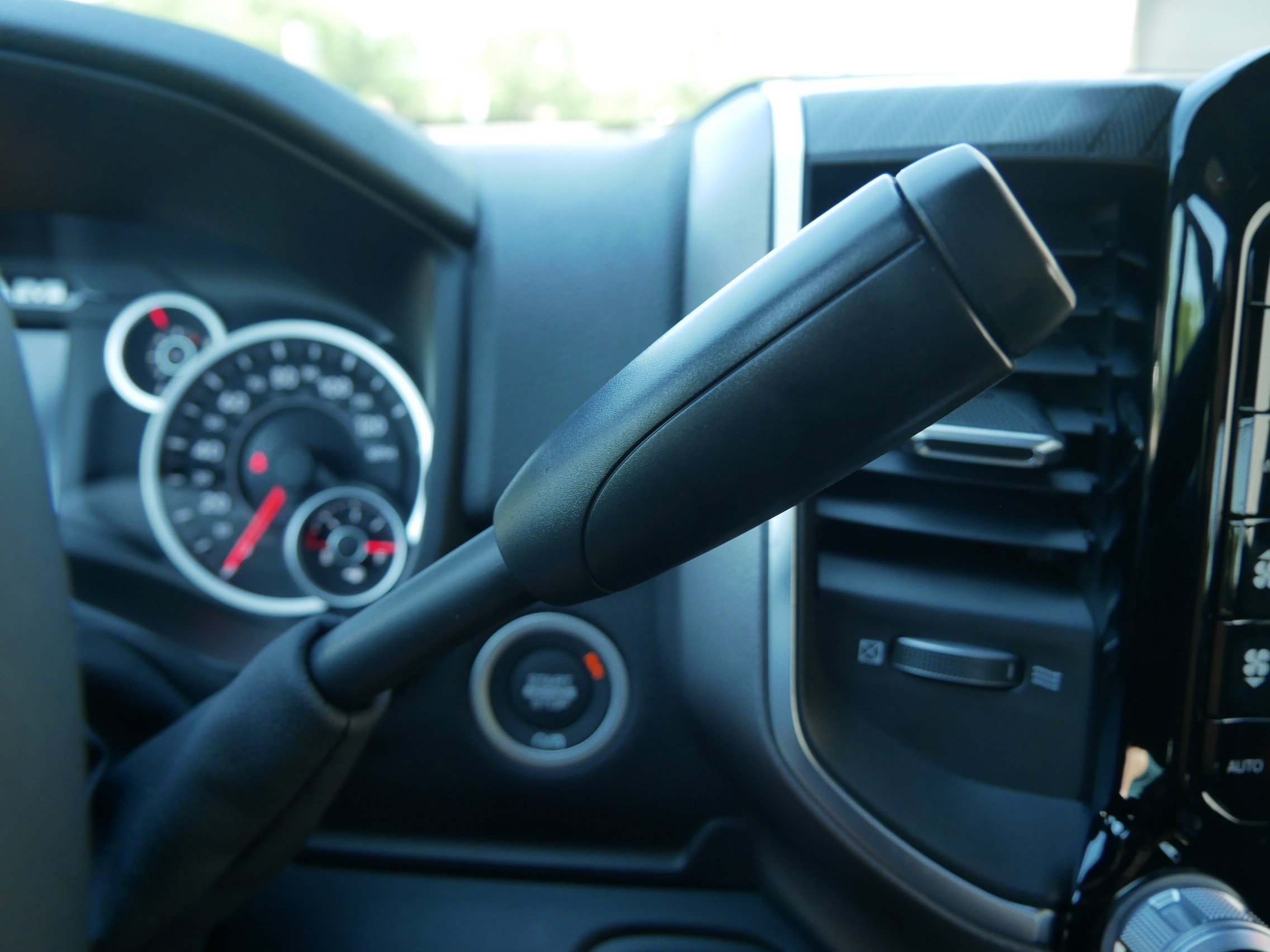 2026 RAM 2500 Big Horn - Photo 13