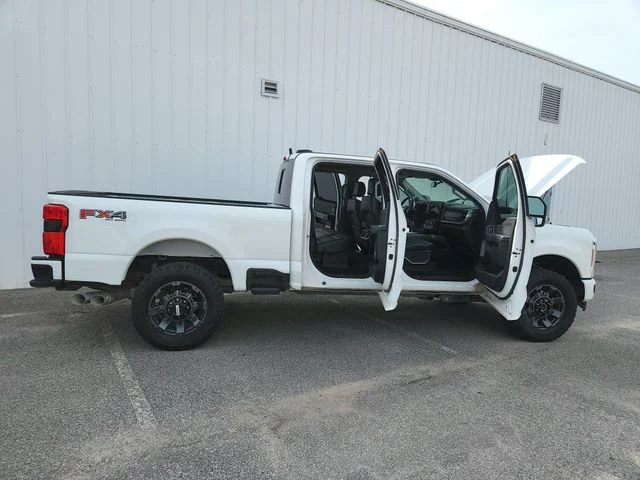 Used 2024 White Ford Lariat image 13