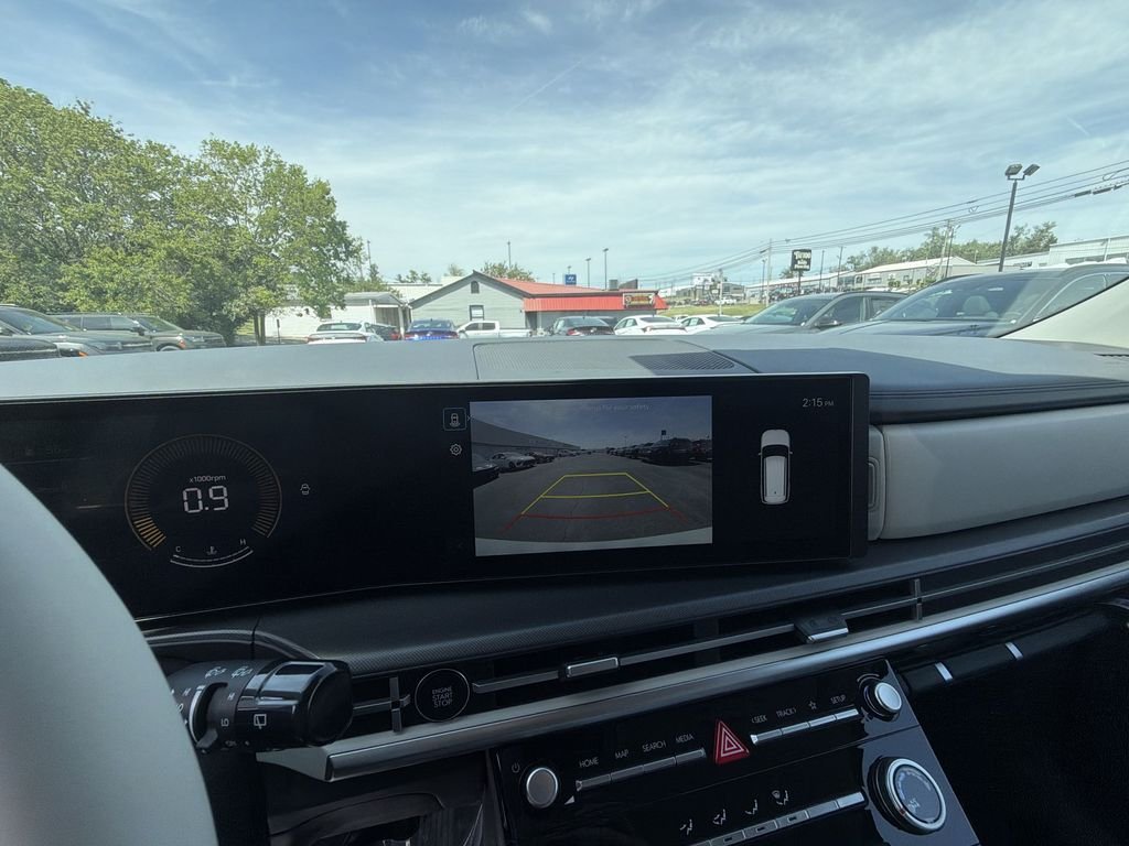 New 2026 White Hyundai SE AWD image 17