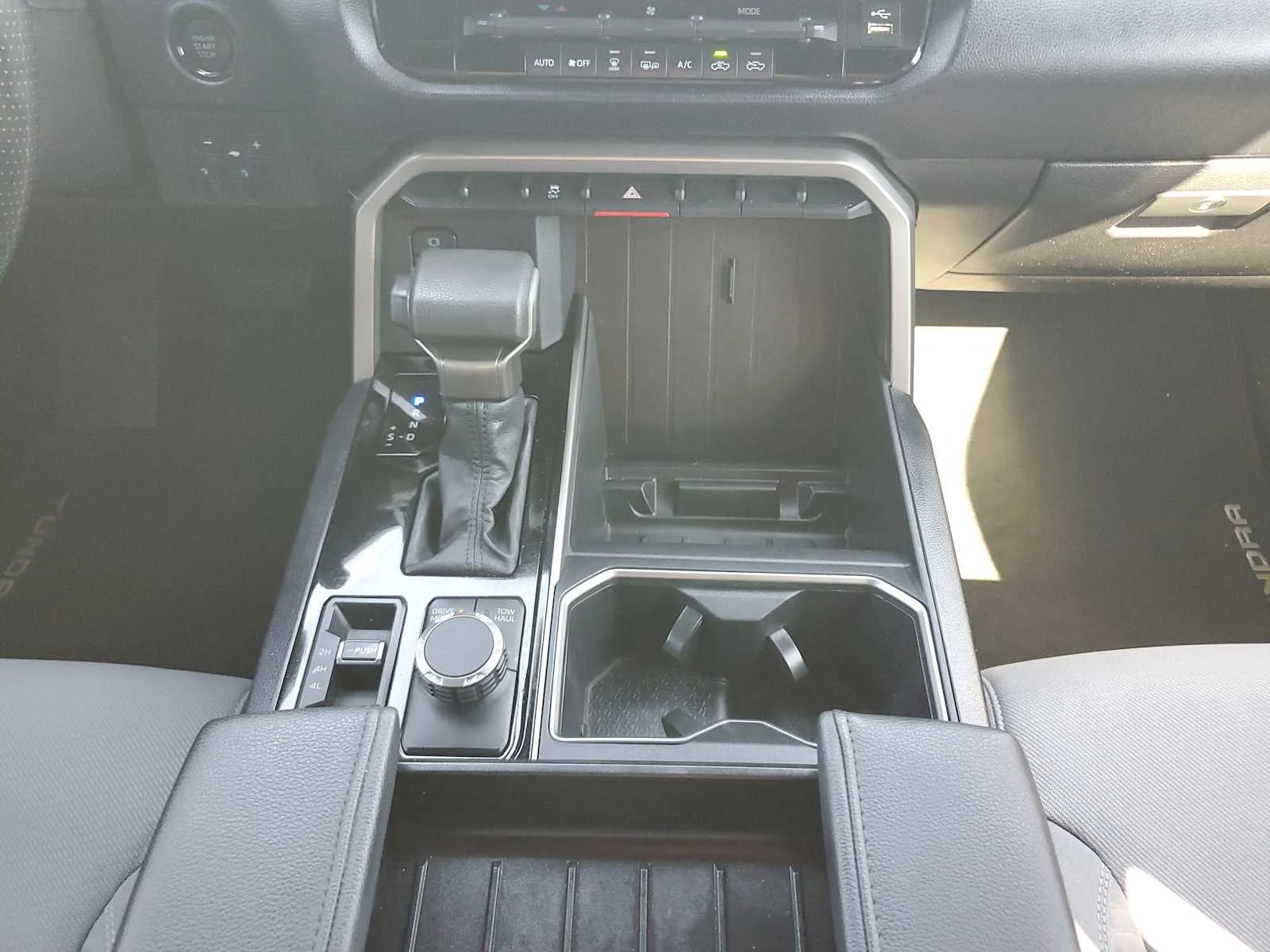 Used 2025  Toyota SR image 17