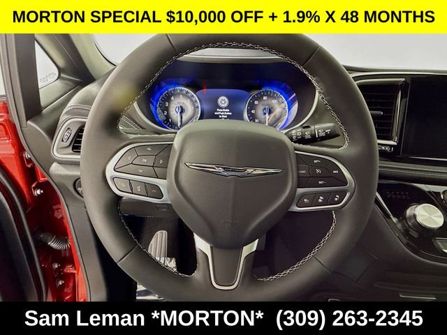 New 2026 Red Hot Pearl-Coat Exterior Paint Chrysler Select image 11