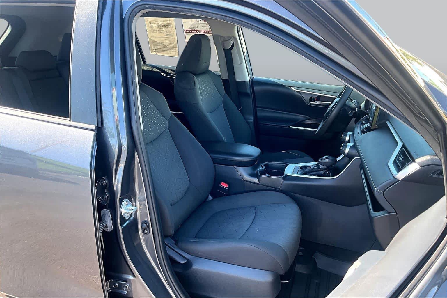 Used 2021 Magnetic Gray Metallic Toyota XLE image 9