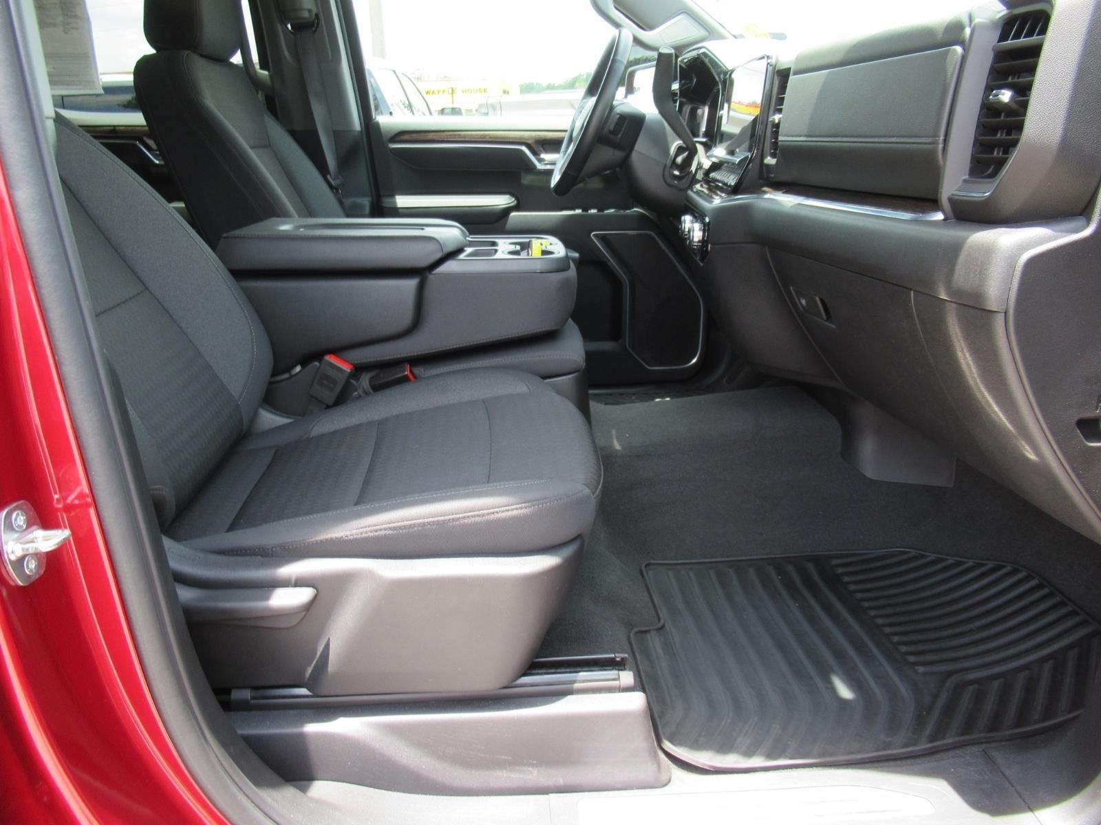 Used 2024 Red GMC Elevation image 11