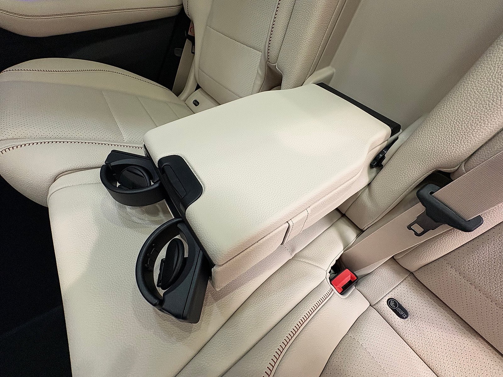 New 2027 Polar White Mercedes-Benz GLS 450 image 56